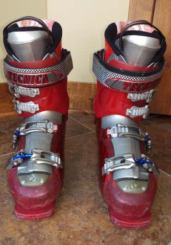 Tecnica Vento 10 Ski Boots 314mm (270-275) 95 Flex