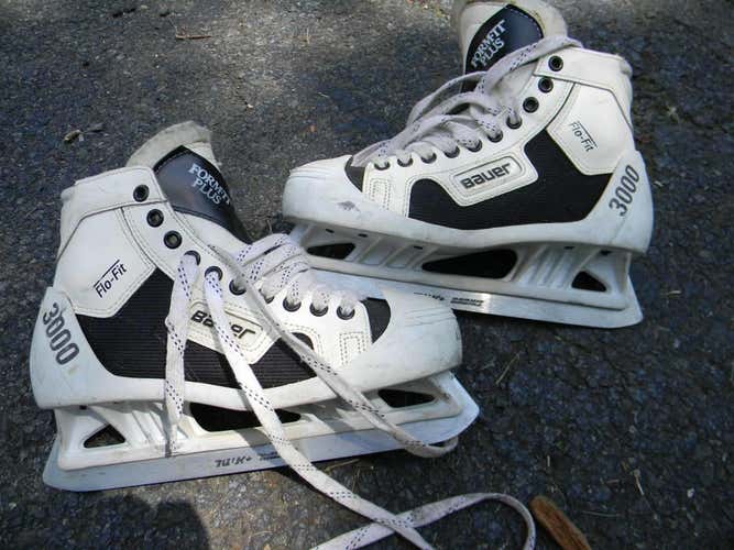 Bauer 3000 Form Fit Goalie Skates (SR/ Size 7D)