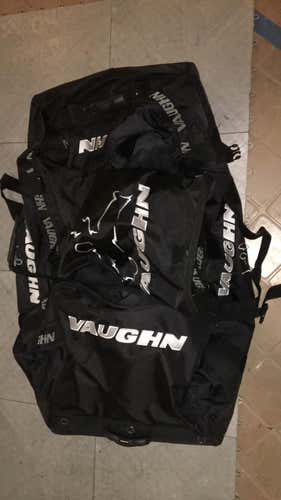 Vaughn Goalie bag