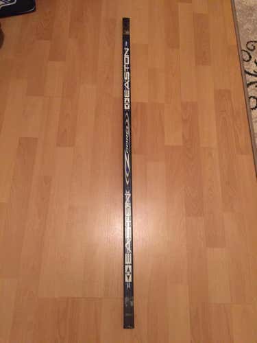 Easton Z Core aluminum shaft 110 flex Senior 335 grams excellent condition