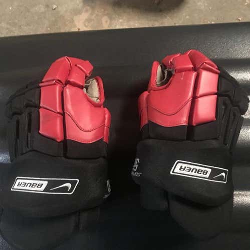 Nike Bauer Supreme 50 Hockey Gloves