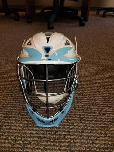 Cascade R Helmet Adult - White with Carolina