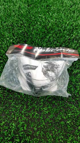 New Cascade  Adult Throat guard