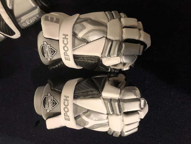 Epoch Integra Gloves Committed Academy
