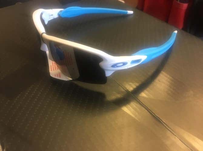 Fake Oakley Flak 2.0