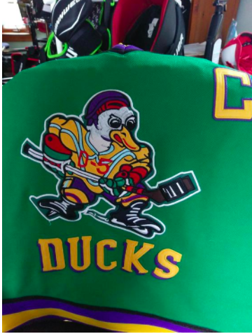 Mighty Ducks Jersey Mens Medium Charlie Conway
