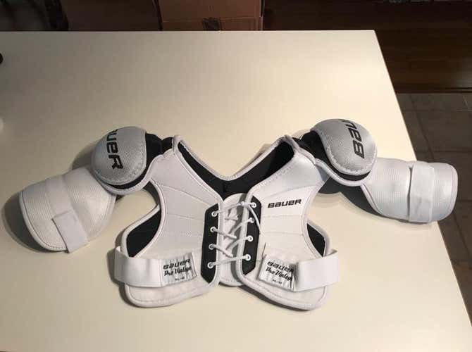 Bauer Pro Vintage Shoulder Pads Sr/Med