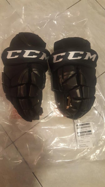 New Pro Stock CCM HG14s, size 15"
