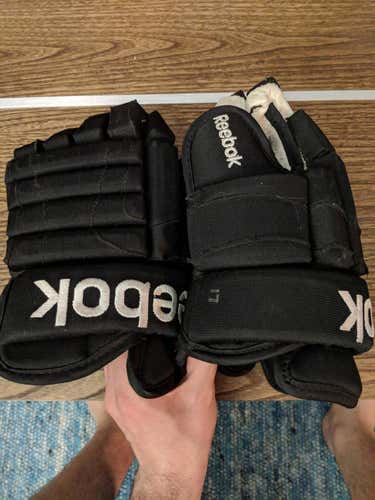 Reebok 852 Gloves - Black - Made in Canada