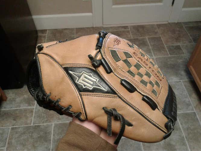 Easton 12.5 Glove