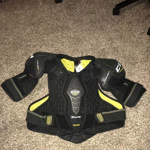 Ccm Tacks 6052 Shoulder Pads