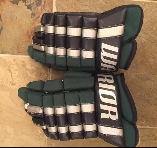 Warrior Franchise Custom 14” Hockey Gloves - Forest Green, Navy, Silver - Made In Canada