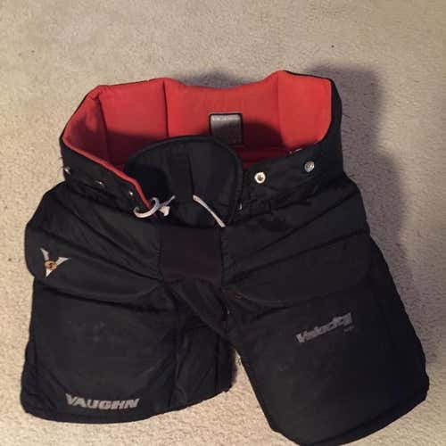 Vaughn V5 7460 Goalie Pants Medium