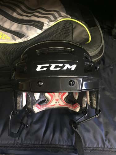 CCM Vector V10 Helmet Medium (Used 4 Times)