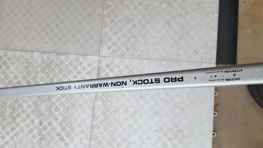 Easton Stick Righty Unknown 91 - 95 synergy