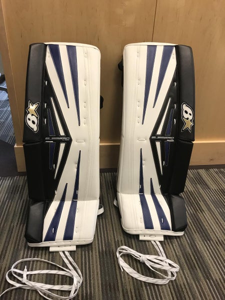 New (in box) Brian Subzero 6.0 Goalie Leg Pads 31+1 Intermediate Leg Pads
