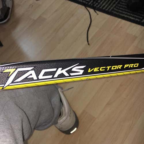 Ccm Vector Pro Stick Sr Right Handed