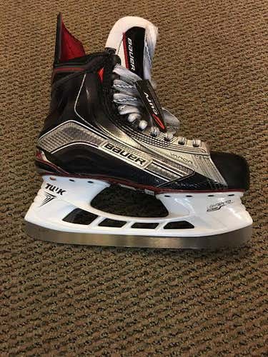 New Bauer Vapor 1X Skates Senior Size 7