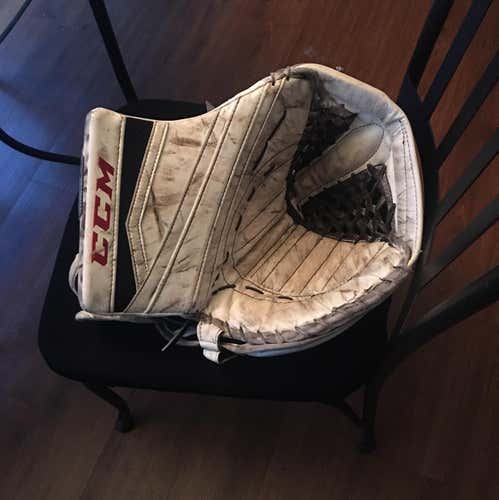 CCM Extreme Flex II Catch Glove