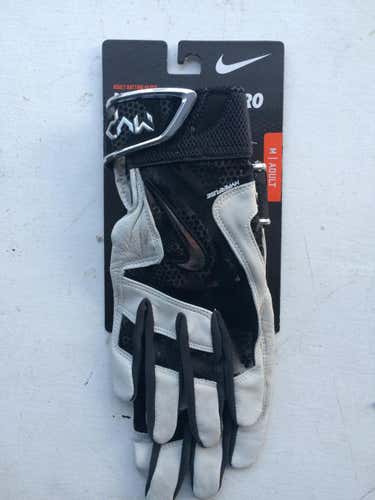 New Nike Adult Batting Gloves.  Size Medium