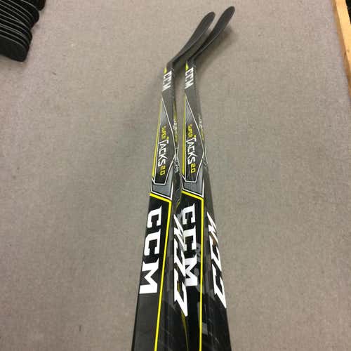 (2-pack) New CCM Super Tacks 2.0 RH-P90 75 Flex