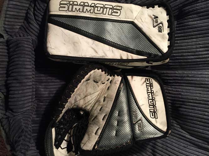 Simmons Air991 glove and blocker set Sr.