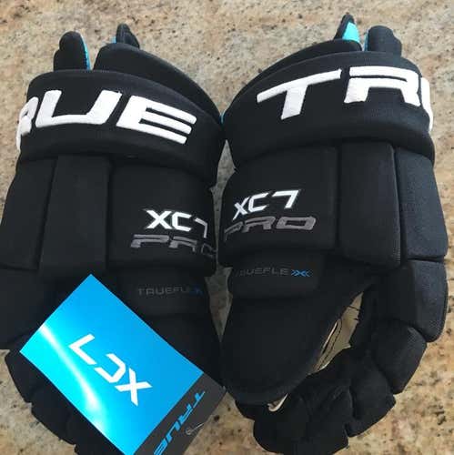 True XC7 PRO 12” Hockey Gloves Black *NEW*