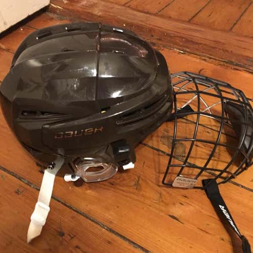 Bauer Re-Akt 100 Hockey Helmet