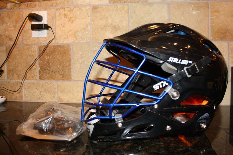 New STX 550 Helmet Adult (Large) - Blue Chrome Face