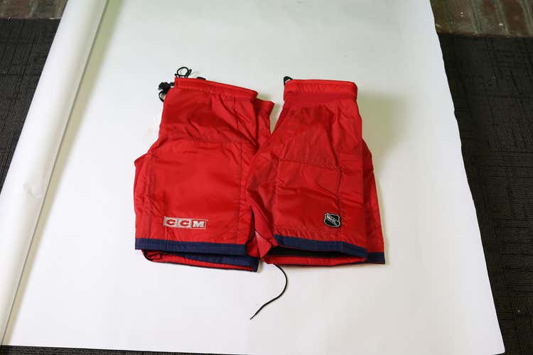 NEW CCM MHP520SLWP XL Pro Stock Pant Shells