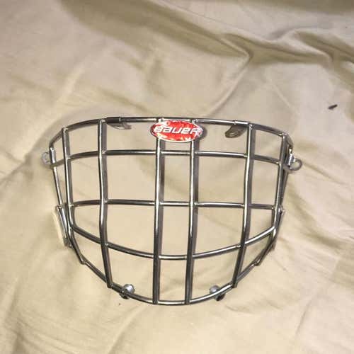 Bauer Profile 690 Straight Bar Cage