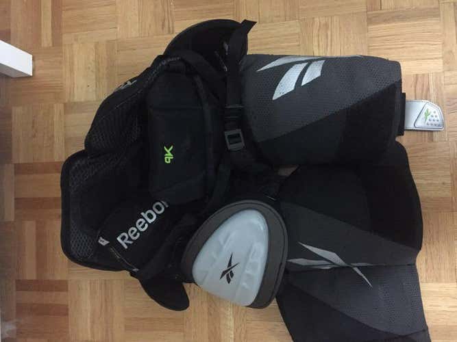 New Reebok 9K Pants Senior