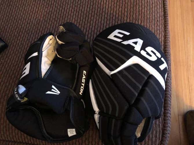 Easton Stealth Hockey Gloves