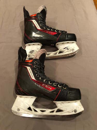 CCM JetSpeed Skates Senior Size 7.5