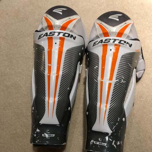 Easton Mako 15” Shin Pads