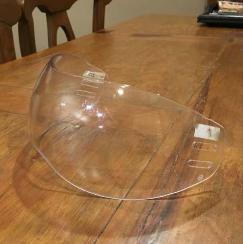 Bauer Senior Curved Visor