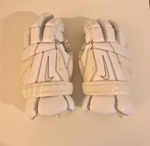 Used Nike Vapor Elite Gloves