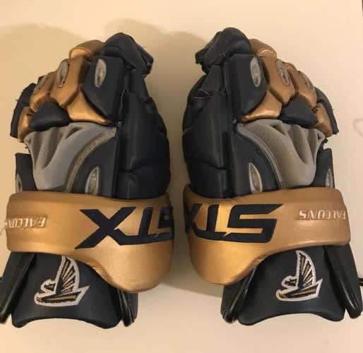 BN Team Issued G22 Gloves