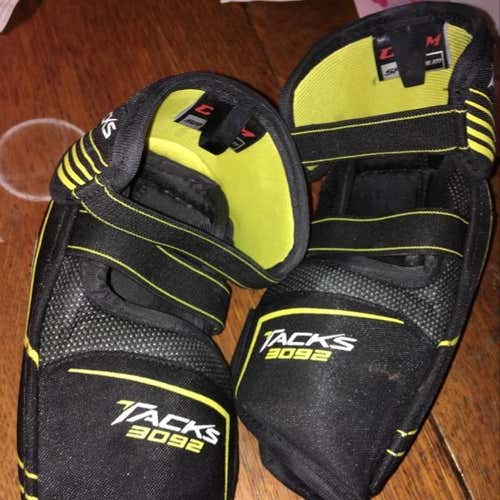 Slightly Used Tacks 3092 Elbows