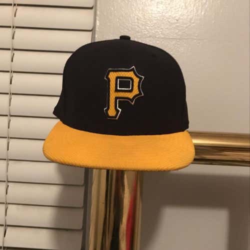 Mesh Pirates Cap size 7