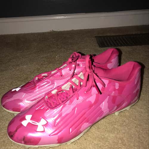 Under Armour “Power In Pink” Nitro Low Cleats