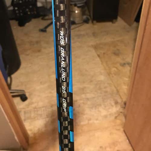 Warrior Covert QRLPro Stick RH 85 Flex granlund