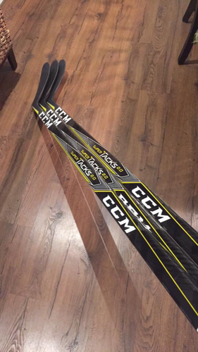 2 pack - CCM Supertack 2.0 RH 75 flex P28