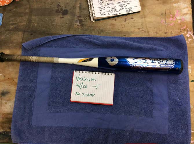 DeMarini vexxum baseball bat