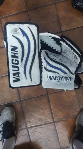 Vaughn Goalie Glove & Blocker Regular Intermediate