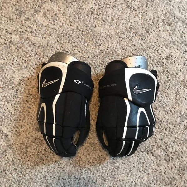 Nike Senior Quest 2 Hockey Gloves USED *Large*
