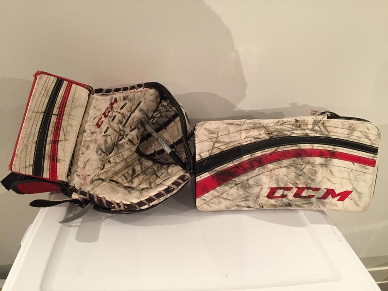 CCM Goalie Glove & Blocker Regular Intermediate