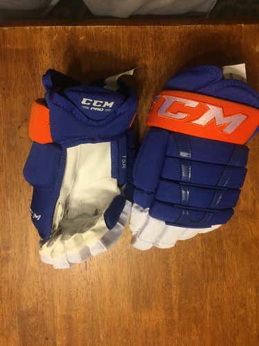 CCM Gloves