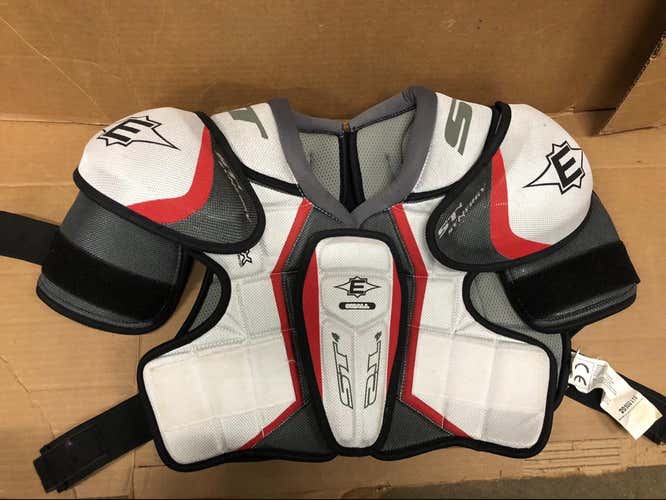 Easton Synergy ST4 Hockey Shoulder Pads