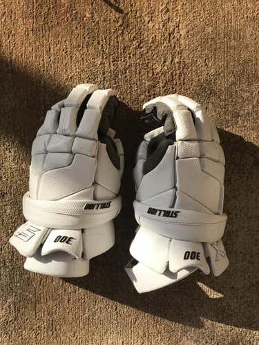 STX Stallion 300 Gloves 13'